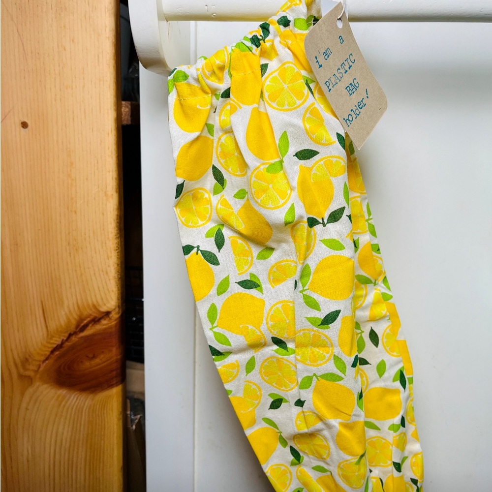 1-pc Handmade Plastic Bag / Grocery Bag Holder — Lemon Print Design